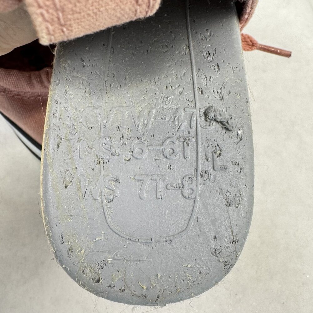 Converse All Star Chuck Taylor Womens 7-8 Mens 6 Low Top Sneakers Salmon Canvas - Picture 8 of 14